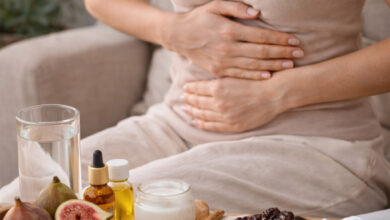 Alivie a Prisão de Ventre Naturalmente: 8 Dicas Imperdíveis em Curas Naturais Alivie a Prisão de Ventre Naturalmente: 8 Dicas Imperdíveis